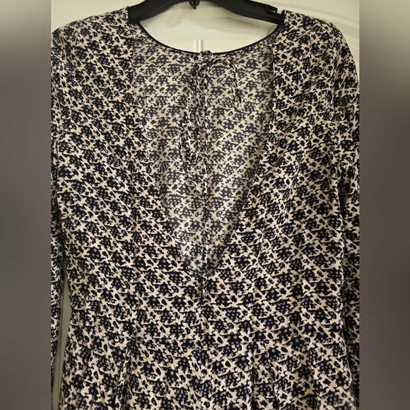 ๐7/25$ ZARA WOMAN Bell Sleeve Open Back Romper - Picture 9 of 10